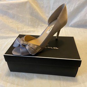 Nina Forbes 2 Bow Peep-Toe D'Orsay Evening Pumps - Royal Silver